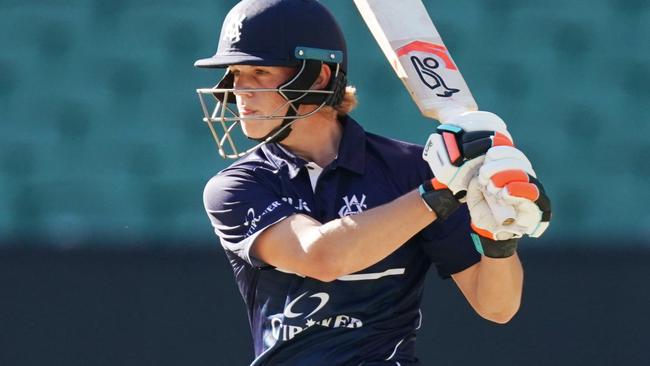 Jake Fraser-McGurk in action for Victoria.