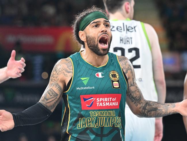 HOBART, AUSTRALIA - JANUARY 05: Jordon Crawford of the Jackjumpers reacts during the round 15 NBL match between theTasmania Jackjumpers and South East Melbourne Phoenix at MyState Bank Arena, on January 05, 2025, in Hobart, Australia. (Photo by Steve Bell/Getty Images)