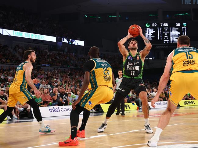 Abdel Nader shapes to shoot. Picture: Graham Denholm/Getty Images