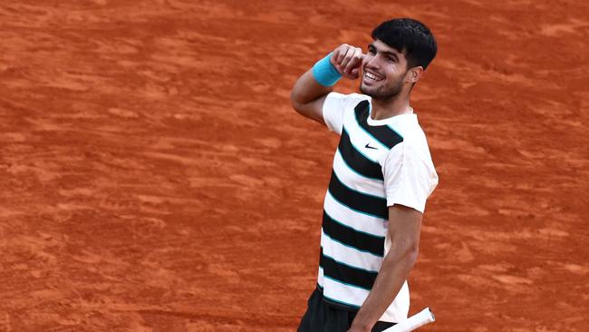 Alcaraz was untouchable in the fifth set tiebreaker (Photo by Thibaud MORITZ / AFP)