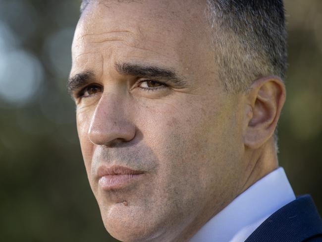 ADELAIDE, AUSTRALIA - NewsWire Photos 28,March, 2024: Premier Peter Malinauskas and Labor candidate for Dunstan Cressida O'Hanlon have a coffee after winning the Dunstan by-election in Norwood, Adelaide.  Picture: NCA NewsWire / Kelly Barnes