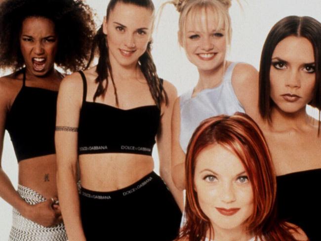 Spice Girls with the hit song, Wannabe..  f/l  Nov. 1996  Undated/photo / Music /Musicians singers groups