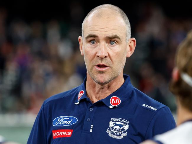 MELBOURNE, AUSTRALIA - MAY 04: Steven King, Assistant Coach of the Cats addresses his players during the 2024 AFL Round 08 match between the Melbourne Demons and the Geelong Cats at The Melbourne Cricket Ground on May 04, 2024 in Melbourne, Australia. (Photo by Dylan Burns/AFL Photos via Getty Images)