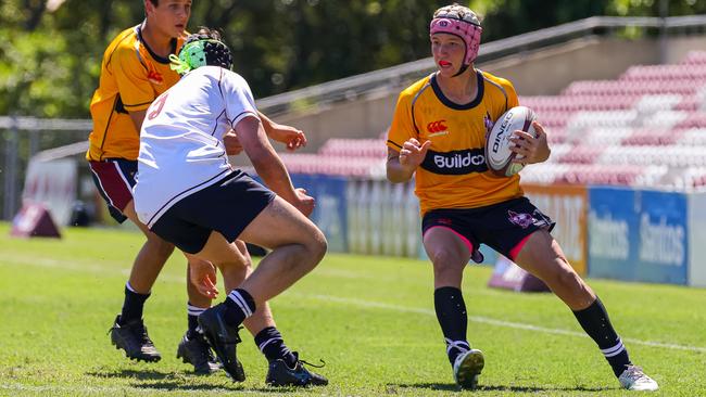 Buildcorp Emerging Reds Cup day one action between South East Queensland's Under-15s and Brisbane White Under-15s. Picture credit: QRU Media/ Erick Lucero.