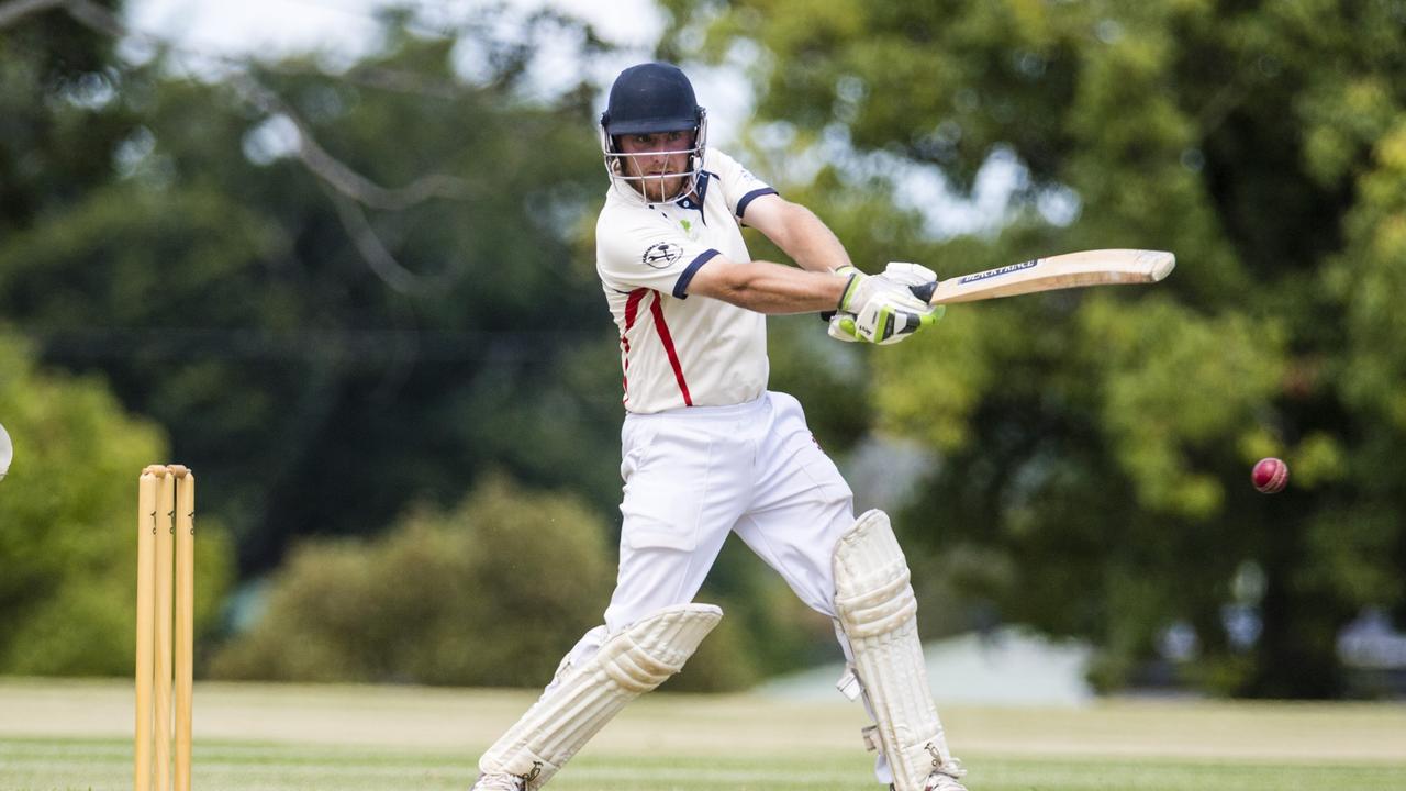 Daniel Pollock bats for Metropolitan-Easts.