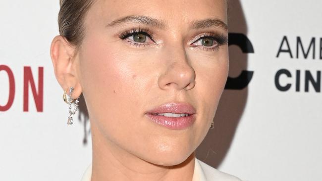 Honoree and US actress Scarlett Johansson attends the 35th Annual American Cinematheque Awards, at the Beverly Hilton Hotel in Beverly Hills, California November 18, 2021. (Photo by Robyn Beck / AFP)