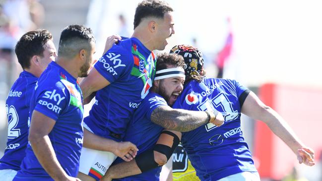 Josh Curran of the Warriors celebrates a try (Photo by Albert Perez/Getty Images)