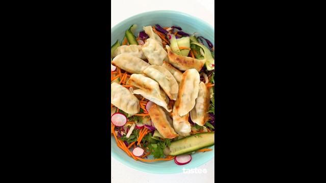 Dumpling salad