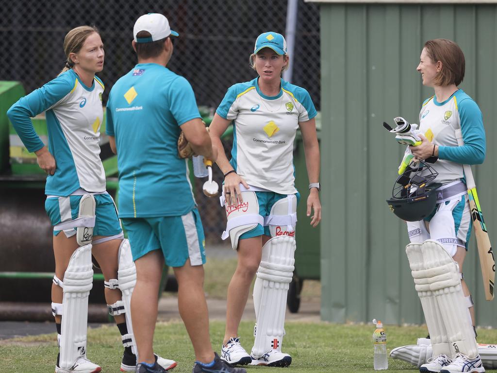 Australian coach Matthew Mott runs a session with Meg Lanning, Beth Mooney and Rachael Haynes ahead of the 2022 Women’s Ashes. <span>Picture: Mark Evans/Getty Images</span>