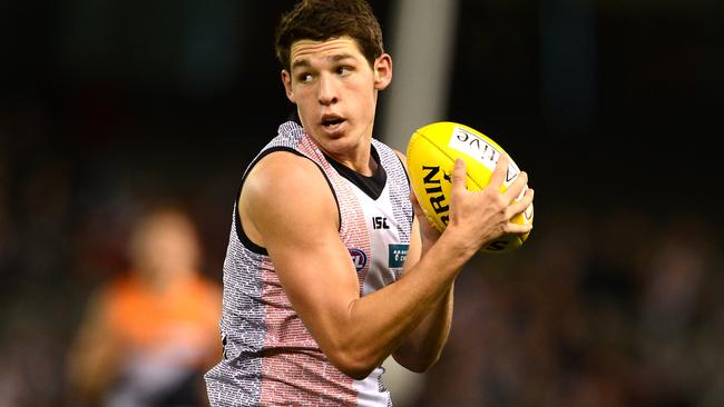 Former Saint Arryn Siposs has been given a three-year scholarship with Auburn University.