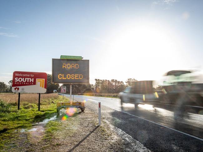 The South Australia-Victoria border remains closed to all but essential workers. Picture: Jake Nowakowski