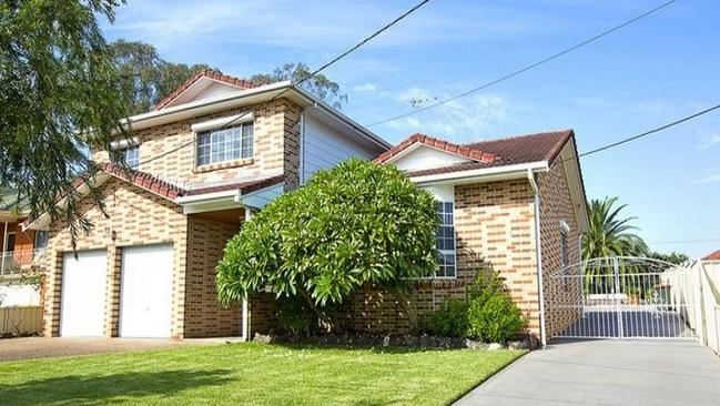 38 Paull St, Mount Druitt sold for $1 million.