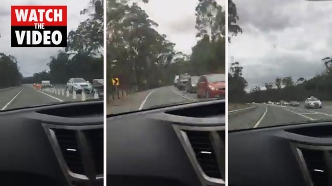 Traffic chaos as Victorian holidaymakers flee NSW