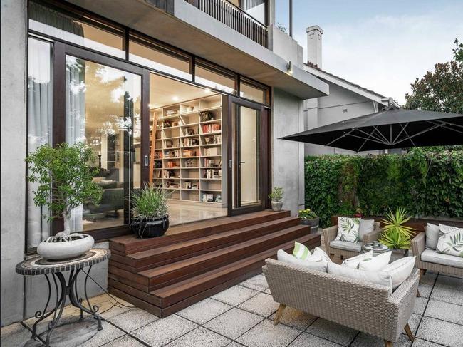 Jonathan Chancellor competing bids, Innes Willox sells in Toorak  Picture: Supplied