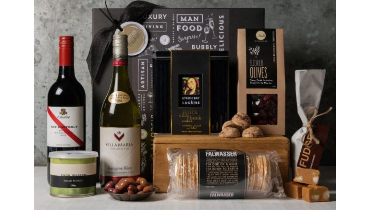 Good Wines Twin Set Hamper. Image: Gourmet Basket.