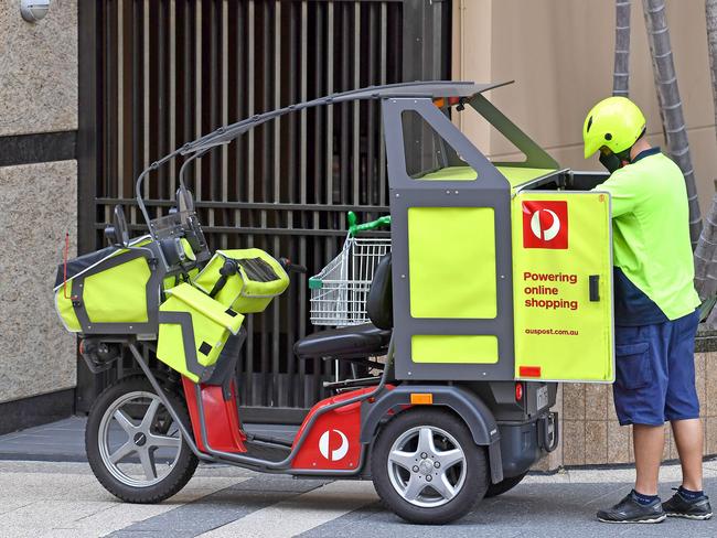 Auspost’s new electric delivery vehicles can carry more than 100 small parcels and up to 1200 letters. Picture: NCA NewsWire/John Gass