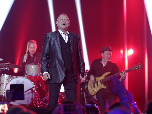 John Farnham closes the 2016 ARIA Music Awards with a live performance. Picture: Christian Gilles