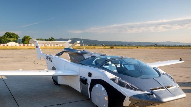 AirCar’s wings popout and unfold in a manner reminiscent of a Transformers toy. Picture:SWNS