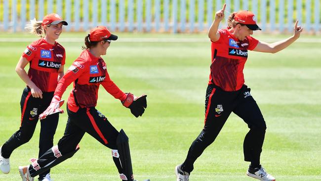 The Renegades were too strong for another of the competitions front-runners in the Heat. (Photo by Mark Brake/Getty Images)