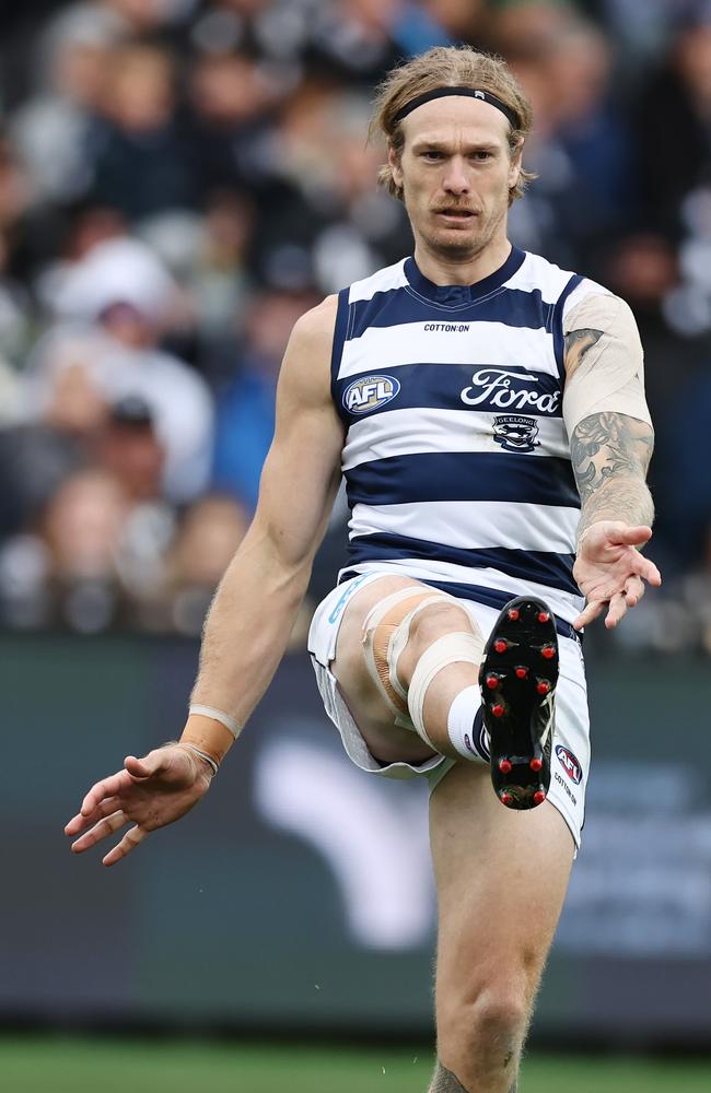 MELBOURNE. 06/05/2023. AFl. Round 8. Geelong vs Adelaide at GMHBA Stadium. Tom Stewart of the Cats . Pic: Michael Klein