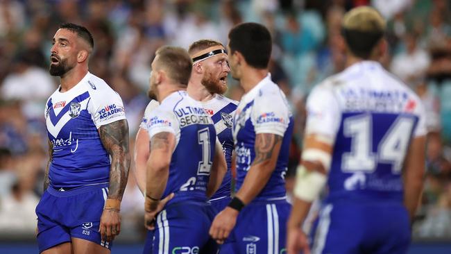 SYDNEY, AUSTRALIA – APRIL 15: Paul Vaughan of the Bulldogs and teammates look dejected during the round six NRL match between the South Sydney Rabbitohs and the Canterbury Bulldogs at Stadium Australia, on April 15, 2022, in Sydney, Australia. (Photo by Cameron Spencer/Getty Images)