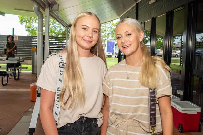 Chloe Ohl and Hollie Andrews experience a day in the life of a uni student at CQUniversity's Mackay Uni Experience.Picture: Michaela Harlow