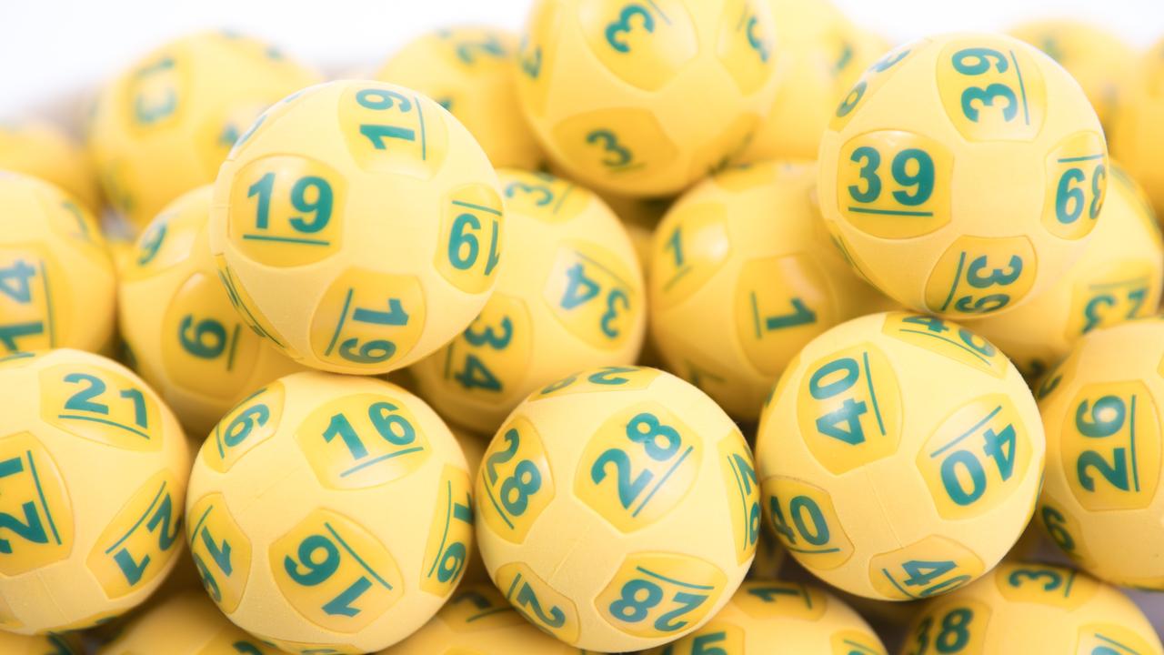 Queensland woman wins $10 million Lotto jackpot and still goes to work ...