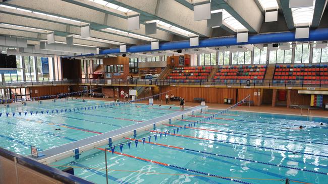 The Warringah Aquatic Centre in 2010.