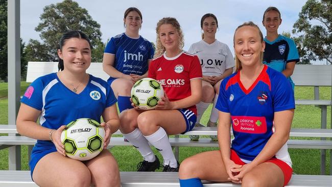 The six participating clubs of the inaugural Football South Coast Women's Premier League. Photo: Bobby Mazevski | Football South Coast