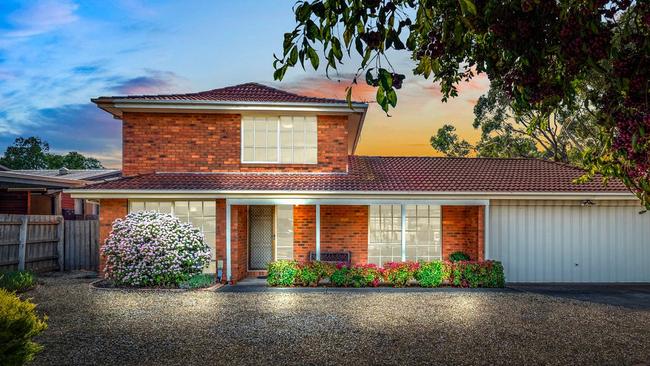 30 Black Dog Drive, Brookfield. For Herald Sun Real Estate. Photo: Ray White.