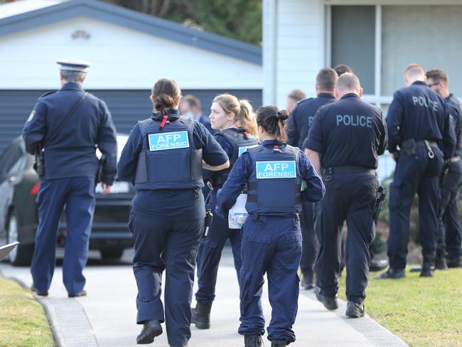 Federal and NSW counter-terrorism police raided six properties in Sydney’s west on Tuesday morning.