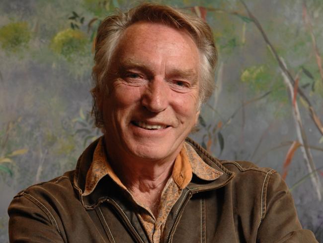 Legendary Recording Artist Frank Ifield has an ARIA and a new double CD.