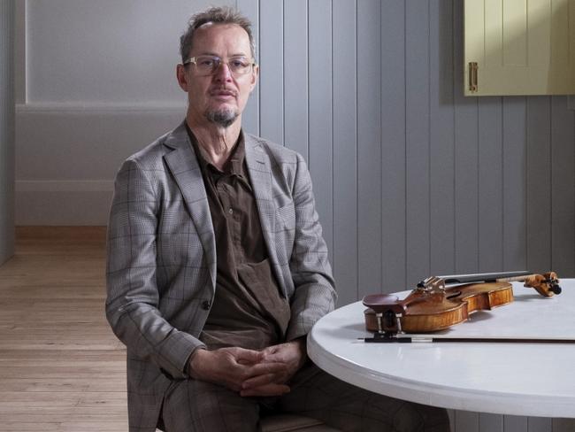 EMBARGO FOR TWAM, 07 DECEMBER 2024. FEE MAY APPLY. Australian Chamber Orchestra (ACO) Director Richard Tognetti and wife ACO Principal Violin wife Satu Vanska at home.  Richards plays a $5 million 1741 Giuseppe Guarneri del Jesu violin., , Photo: Tom Ferguson / TWAM