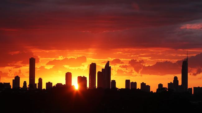 Could not having daylight saving be costing Queensland $4bn a year?