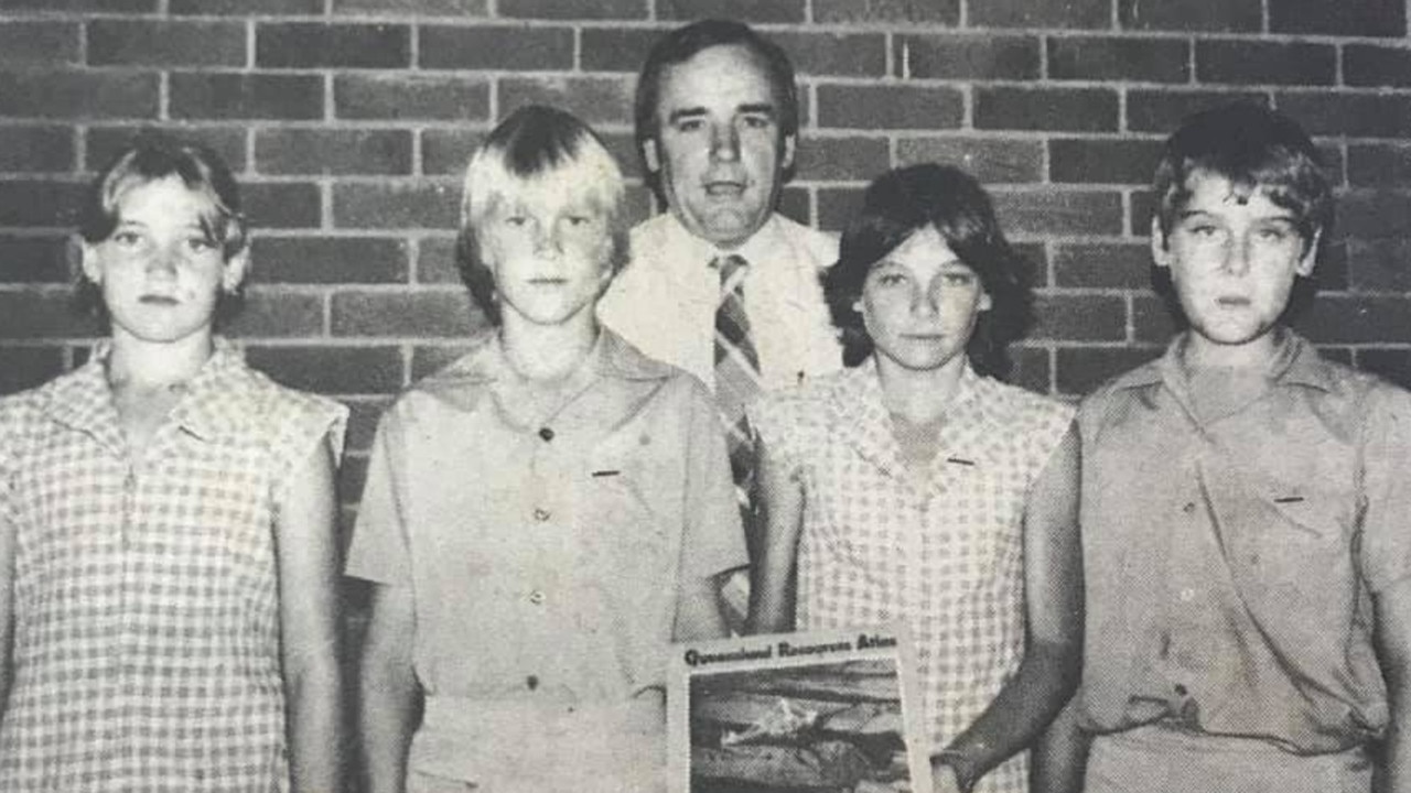 FLASHBACK: Geoff Muntz (centre) with Proserpine State School leaders (from left) Lowana Moxham, David Dobe, Dawn Court and Alan Toomey. Photo: Proserpine Guardian, March 12, 1981