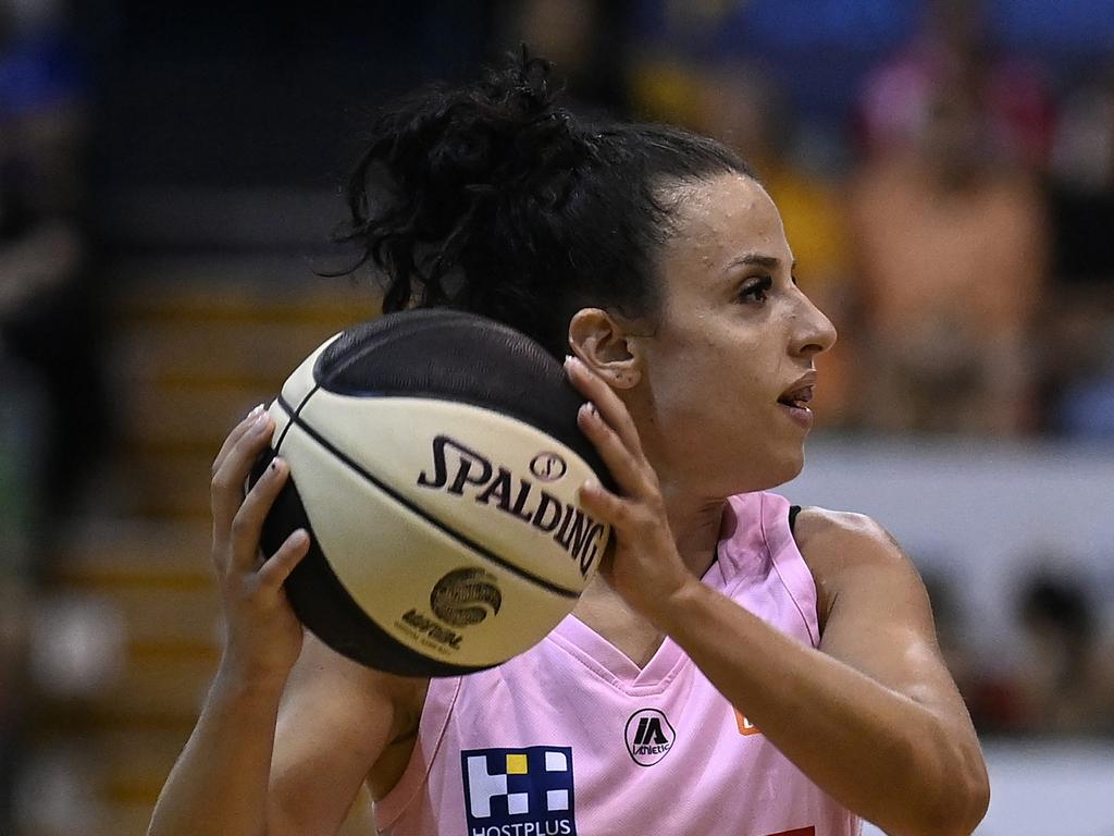 Vanessa Panousis returns to the Sharks in 2024 after a stint with the Comets. (Photo by Ian Hitchcock/Getty Images)