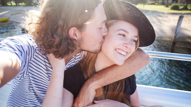 Sex Aussie Teens Taking Huge Risks Daily Telegraph