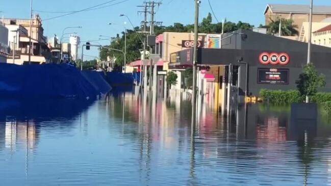 Flooding in Adelaide St