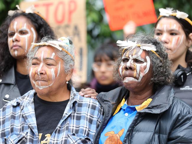 Santos had consulted with the Tiwi Land Council but Ms Harris said it was not a legal representative body for the traditional owners. Picture: Tamati Smith / Getty Images