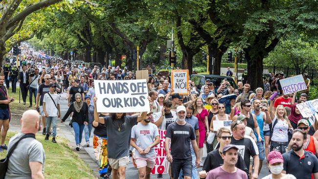 Anti-vaxxers protest against Corona-19 vaccinations at Fawkner Park in Melbourne. Picture: Jake Nowakowski