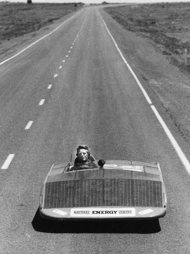 SA adventurer Denis Bartell driving solar car "Spirit of Adelaide" 140km north of Port Augusta, cruising along at 30 km/h, during his Jubilee 150 3188-kilometre trip from Darwin to Adelaide, 13 Dec 1986.