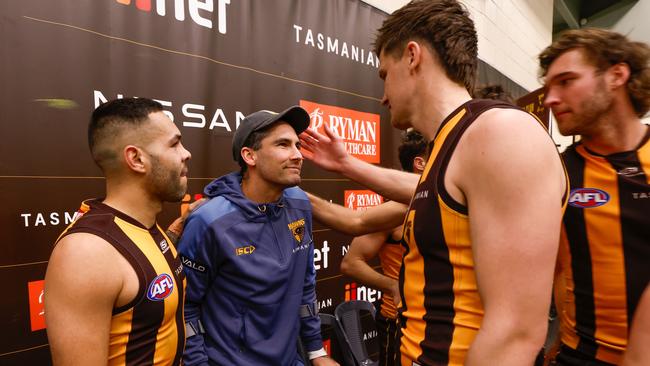 Wingard is consoled by teammates after his injury. (Photo by Michael Willson/AFL Photos via Getty Images)