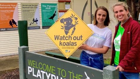 Danielle Packer (L) and Cr Kasby in front of the Platypus Hub, a local environment centre