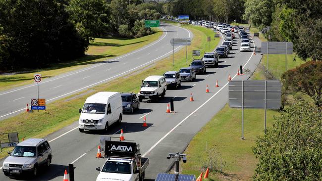 Gold Coast Highway border checkpoint. Picture: Scott Powick.