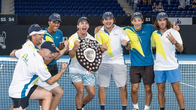 Peake Gardens Riverside celebrates winning the 2025 Tennis SA Men's State League title. Picture: Tennis SA