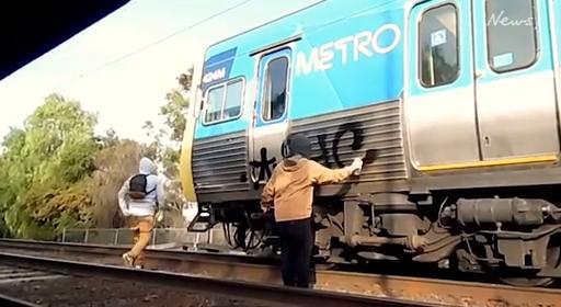 'Rail Hoons' tag Melbourne trains