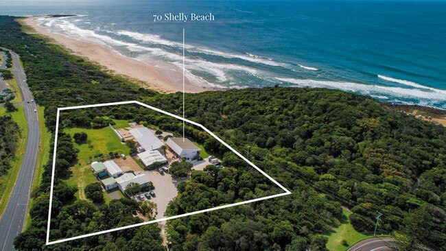 The location, overlooking the Ballina coastline, is spectacular.