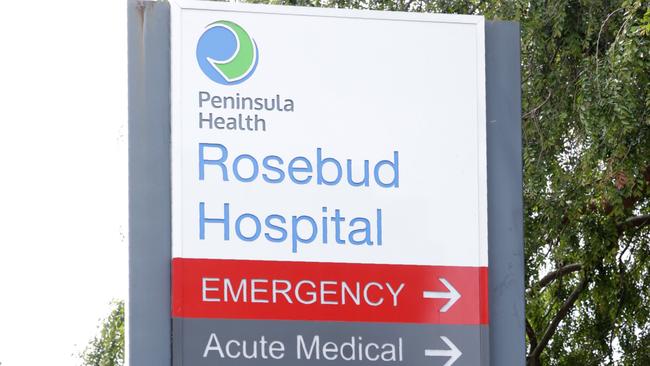 A man who couldn’t remember threatening to stab a Rosebud Hospital emergency department doctor with an oyster shucking knife has been convicted.