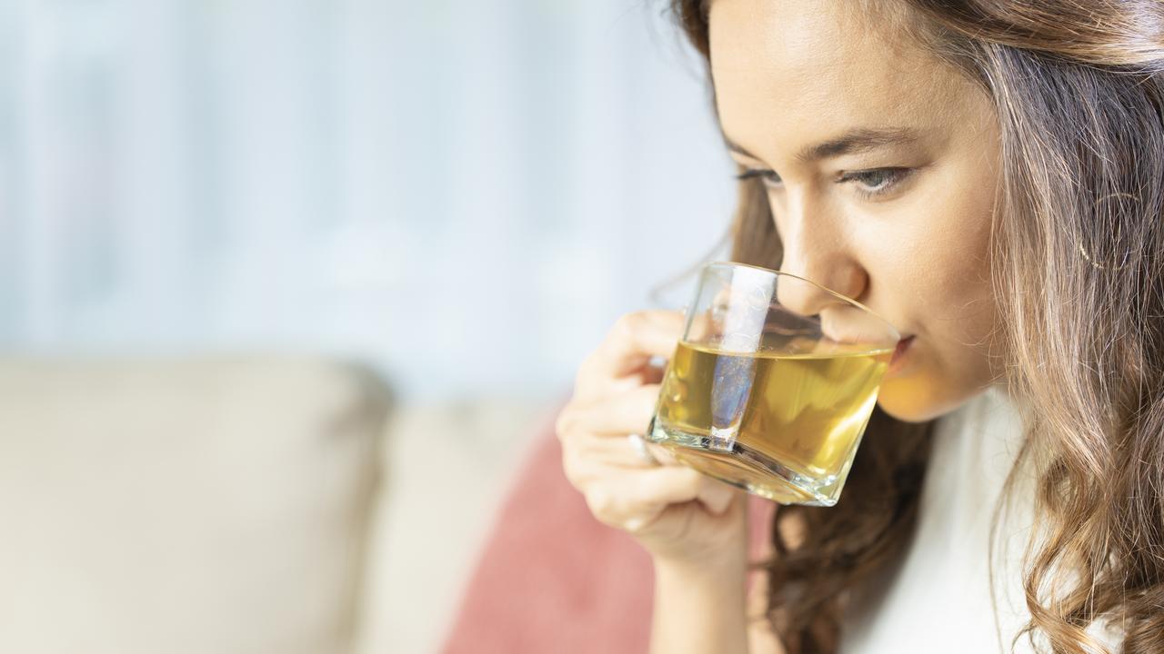 Is it healthy to drink apple cider vinegar? Picture: iStock