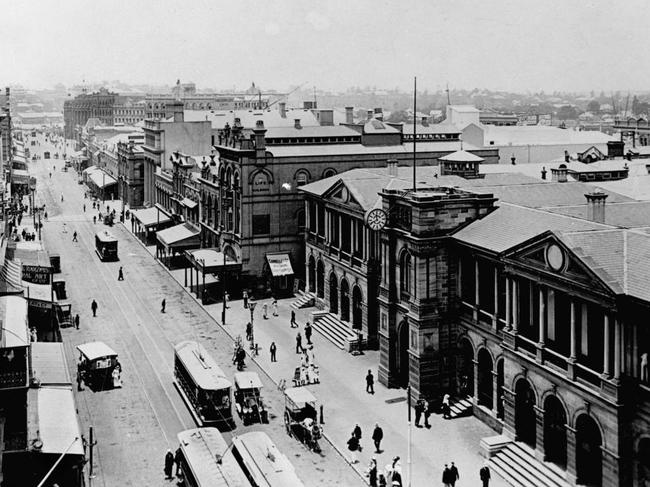 Yes, Brisbane used to have its very own light-rail system. This is Queen Street in the heart of the CBD in 1914.  Picture: John Oxley Library, State Library of Queensland